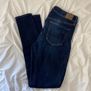 Dark Wash American Eagle High-Rise Skinny Jeans